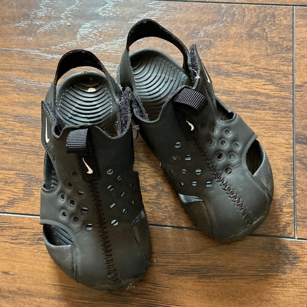 Nike Sandals Toddler 8